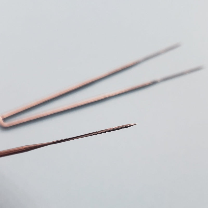 38g sprial-star combination felting needle. 4 edges twisted , Pack of 5, 10 or 20. This is the newest must have felting needle. case included