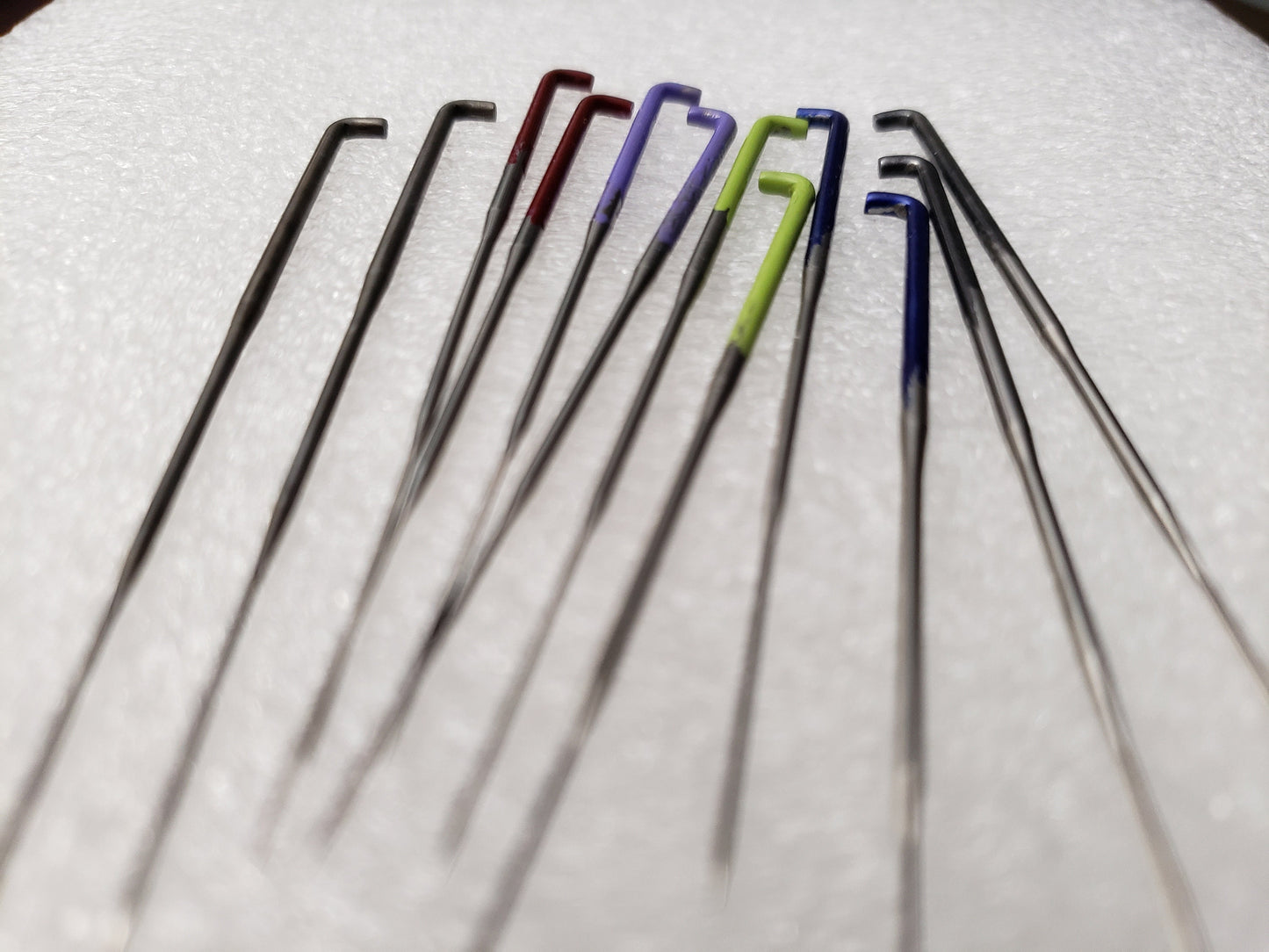 Needle felting needles 12 pack of most used needles.2 of 38g 40g 42g Triangle, 40g spiral, 38g Star, & 38g Star/Spiral combo Canada seller