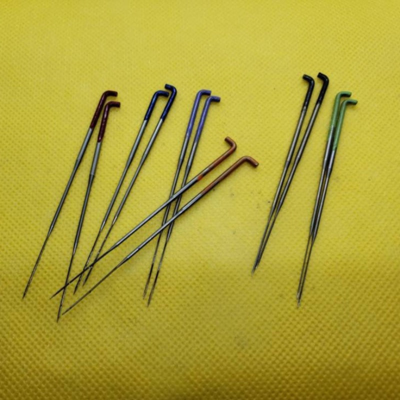 Needle felting needles 12 pack with Reverse. 2 of each 38g 40g 42g Triangle, 40g spiral (twist), 38g Star, and 40g reverse, case included