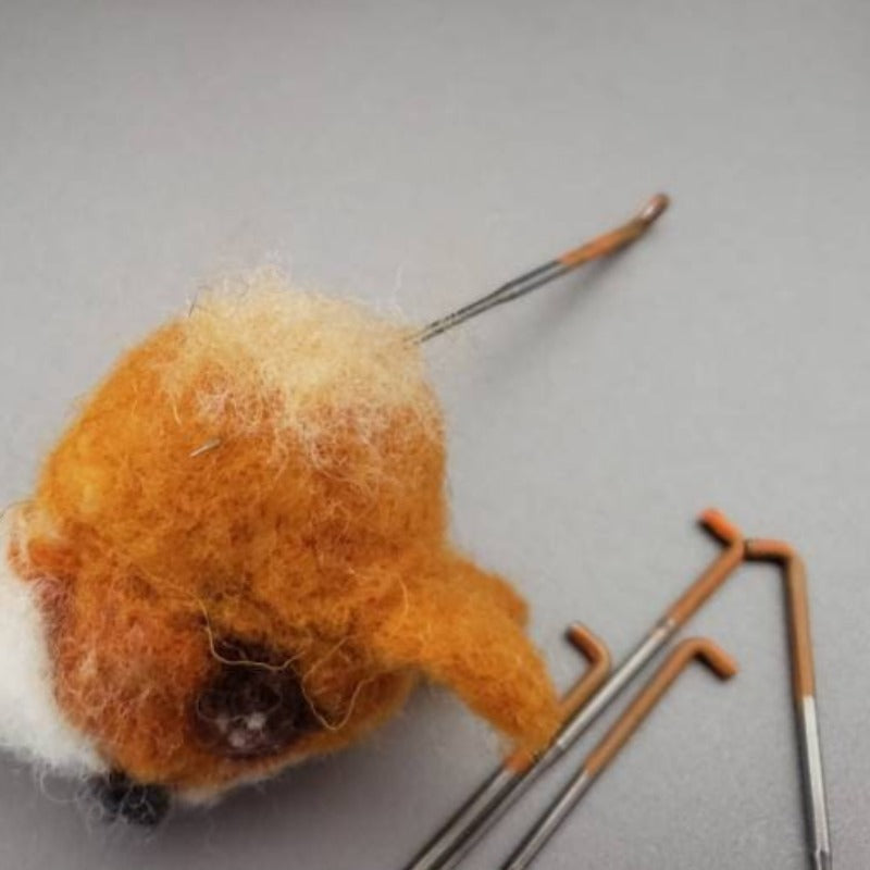 Needle felting needles 12 pack with Reverse. 2 of each 38g 40g 42g Triangle, 40g spiral (twist), 38g Star, and 40g reverse, case included