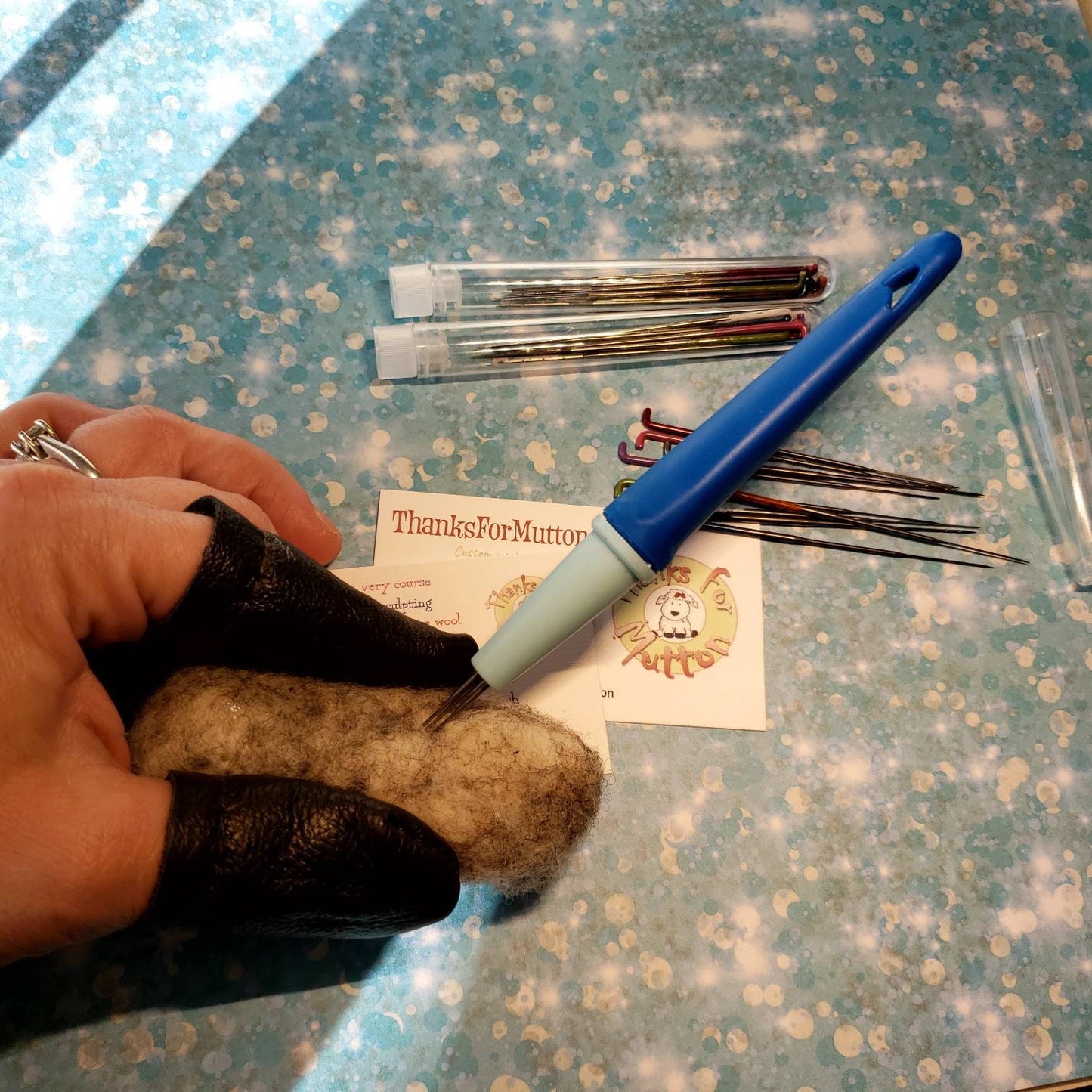 Starter needle felting kit, 27 felting needles, 3 pen holder, leather finger covers, id card, needle mix, wool crafts