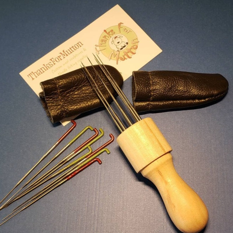 felting wood holder set for 8 needles. Comes with leather finger covers, 40g / 42g triangle needles. Perfect for frizz free finish.
