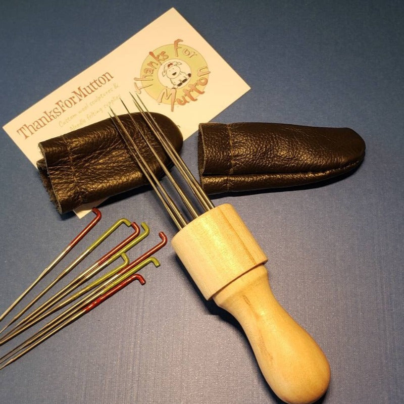felting wood holder set for 8 needles. Comes with leather finger covers, 40g / 42g triangle needles. Perfect for frizz free finish.
