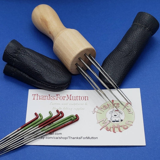 felting wood holder set for 8 needles. Comes with leather finger covers, 40g / 42g triangle needles. Perfect for frizz free finish.